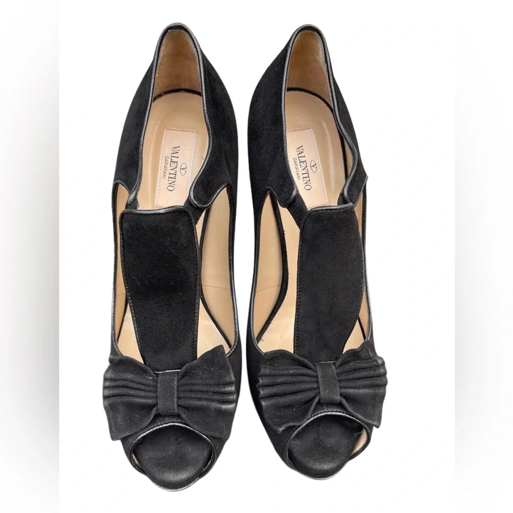 ❌SOLD❌Valentino Garavani Black Suede Peep-Toe Stiletto Platform Pumps - Picture 8 of 17
